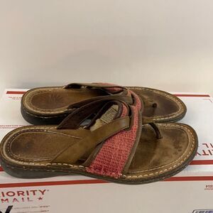 Ugg sandals thong flip flops pink band size 6